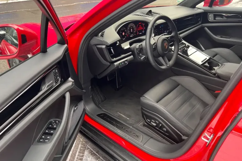 Porsche Panamera din 2025 cu 14.500 km - oferta POR178385 - foto 4