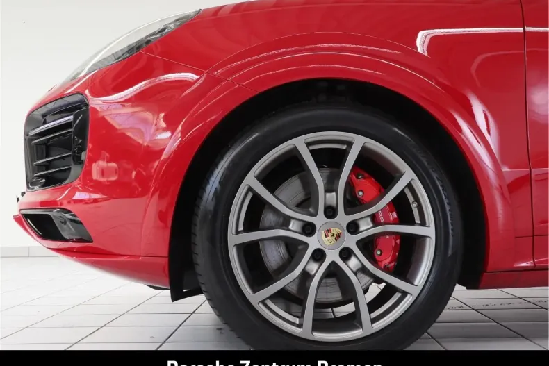 Porsche Cayenne din 2022 cu 24.302 km - oferta POR178386 - foto 9