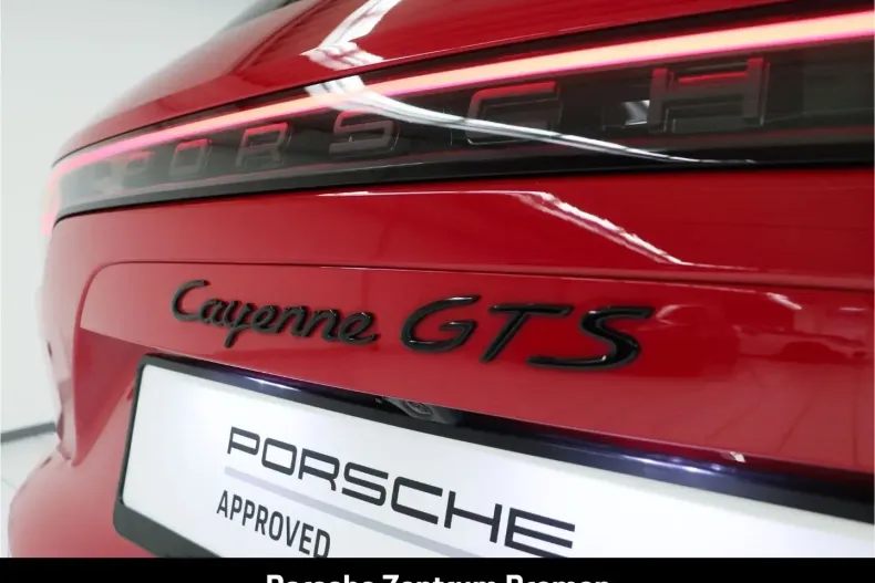 Porsche Cayenne din 2022 cu 24.302 km - oferta POR178386 - foto 41