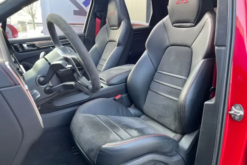 Porsche Cayenne din 2022 cu 4.800 km - oferta POR178387 - foto 7