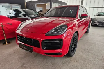 Porsche Cayenne din 2022 - oferta POR178388