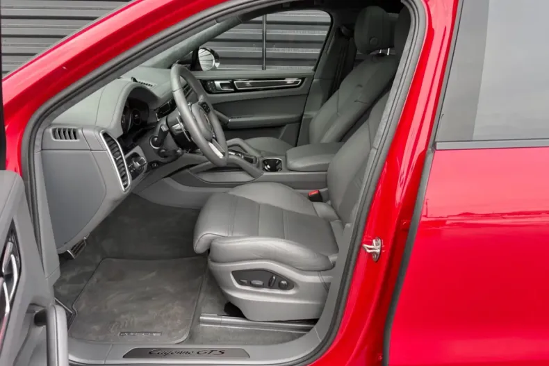 Porsche Cayenne din 2022 cu 74.800 km - oferta POR178389 - foto 31