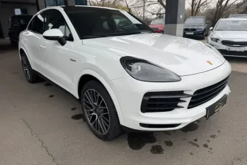 Porsche Cayenne din 2022 - oferta POR178390