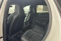 Porsche Cayenne din 2022 cu 59.850 km - oferta POR178390 - foto 12