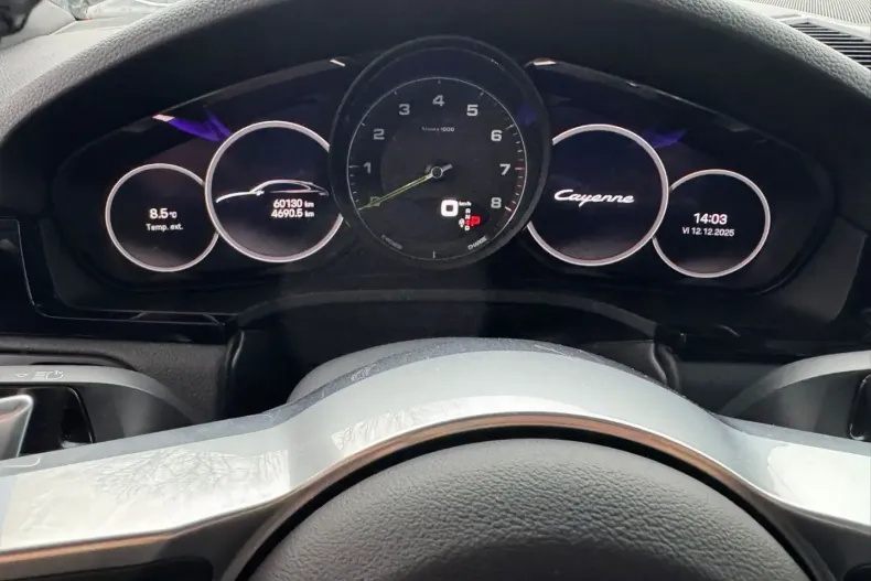 Porsche Cayenne din 2022 cu 59.850 km - oferta POR178390 - foto 13