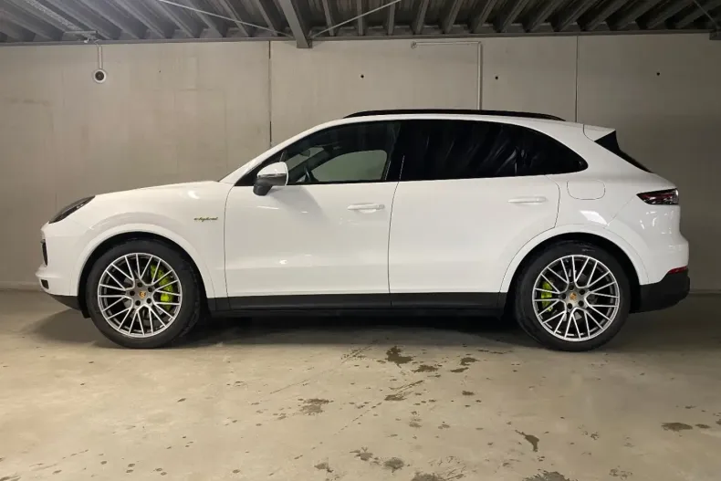 Porsche Cayenne din 2022 cu 35.900 km - oferta POR178391 - foto 3