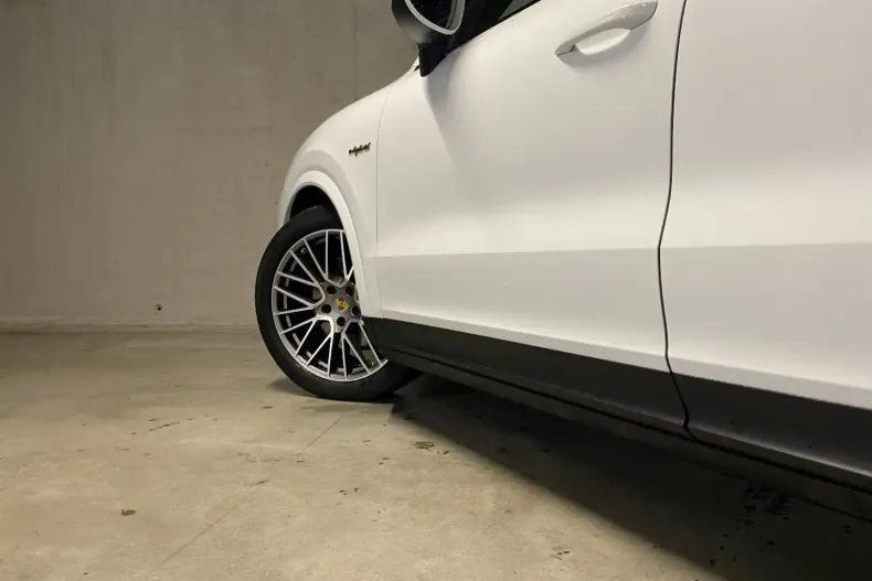 Porsche Cayenne din 2022 cu 35.900 km - oferta POR178391 - foto 8