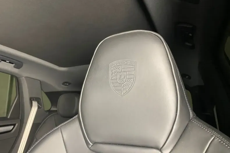 Porsche Cayenne din 2022 cu 35.900 km - oferta POR178391 - foto 26