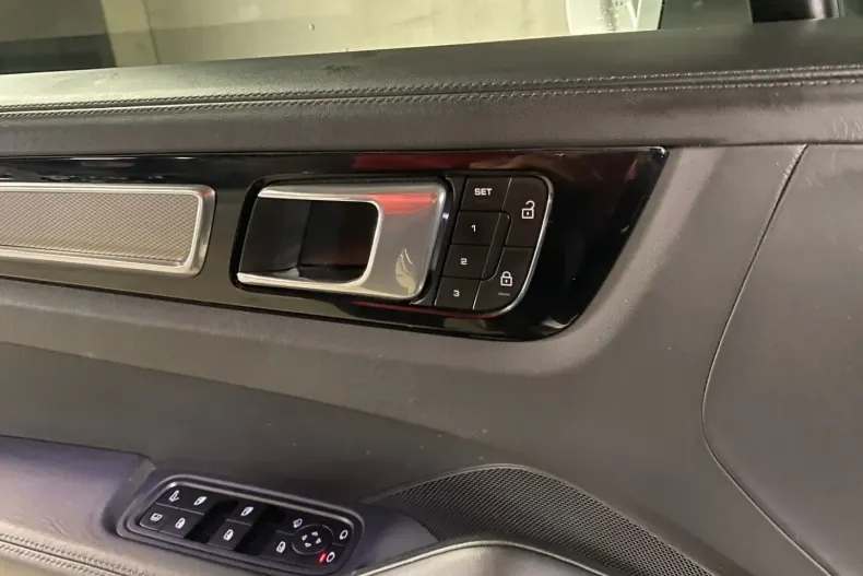 Porsche Cayenne din 2022 cu 35.900 km - oferta POR178391 - foto 29