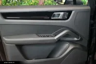 Porsche Cayenne din 2022 cu 50.614 km - oferta POR178395 - foto 11