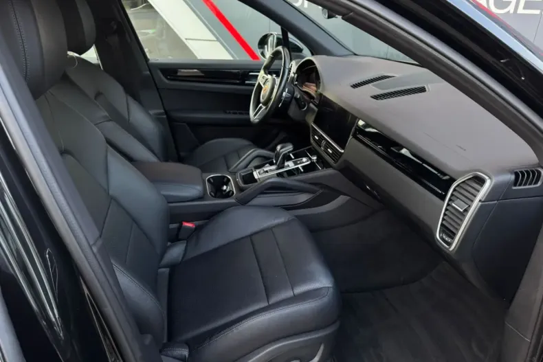 Porsche Cayenne din 2022 cu 40.800 km - oferta POR178396 - foto 16