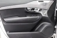 Volvo XC90 din 2023 cu 32.200 km - oferta VOL178404 - foto 4