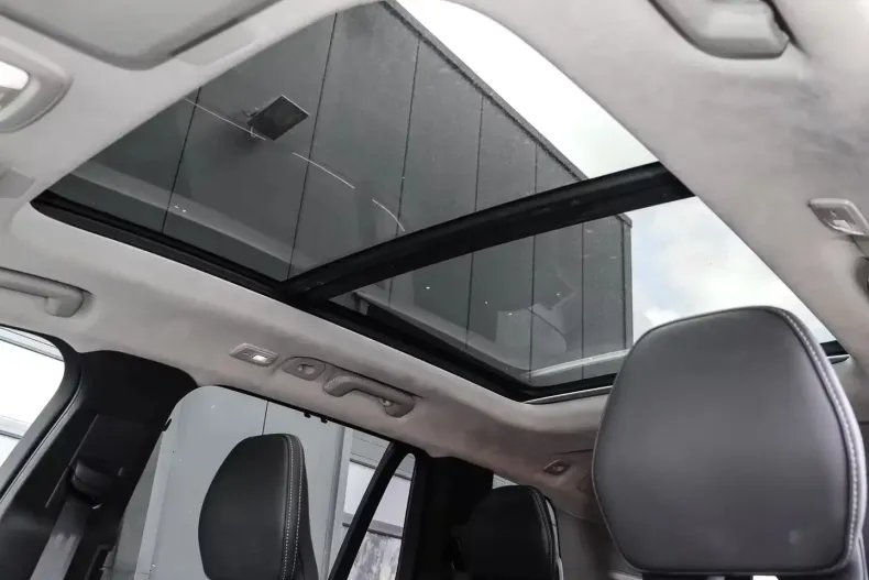 Volvo XC90 din 2023 cu 32.200 km - oferta VOL178404 - foto 6