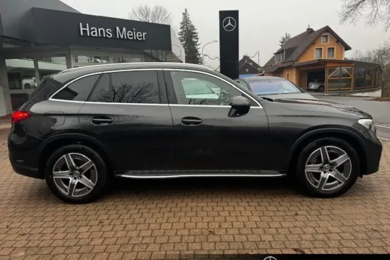 Mercedes-Benz GLC 220 din 2024 cu 42.865 km - oferta MER178415 - foto 2