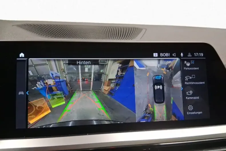 BMW 330 din 2021 cu 76.930 km - oferta BMW178416 - foto 12