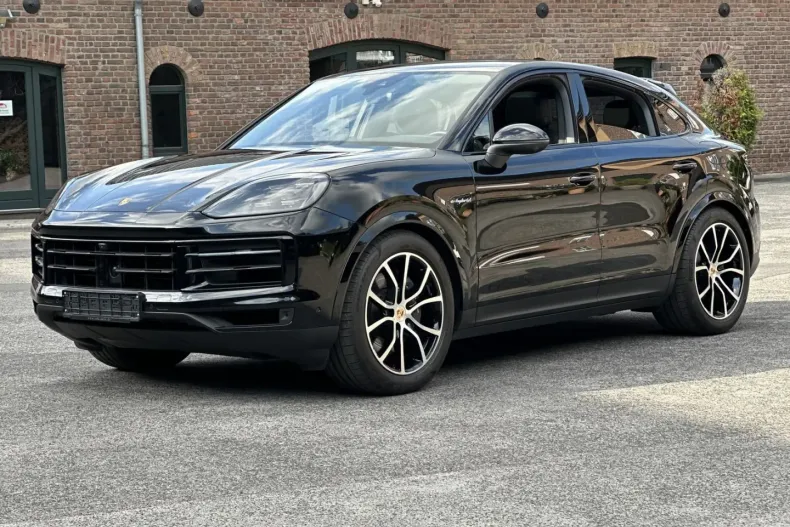 Porsche Cayenne din 2023 cu 23.400 km - oferta POR178418 - foto 5