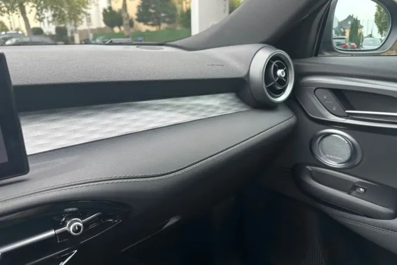 Alfa Romeo Tonale din 2023 cu 45.900 km - oferta ALF178421 - foto 17