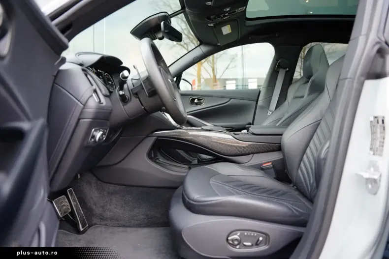 Aston Martin DBX din 2024 cu 3.272 km - oferta AST178434 - foto 5