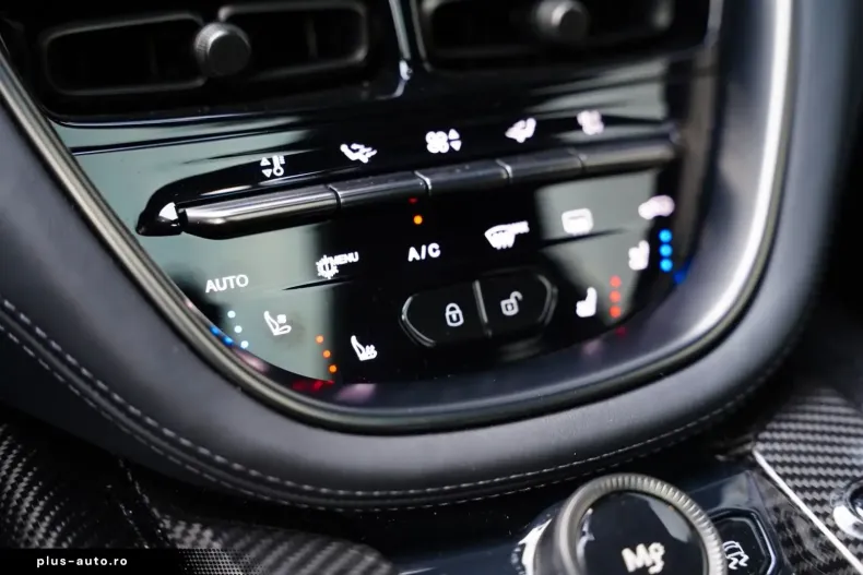 Aston Martin DBX din 2024 cu 3.272 km - oferta AST178434 - foto 13