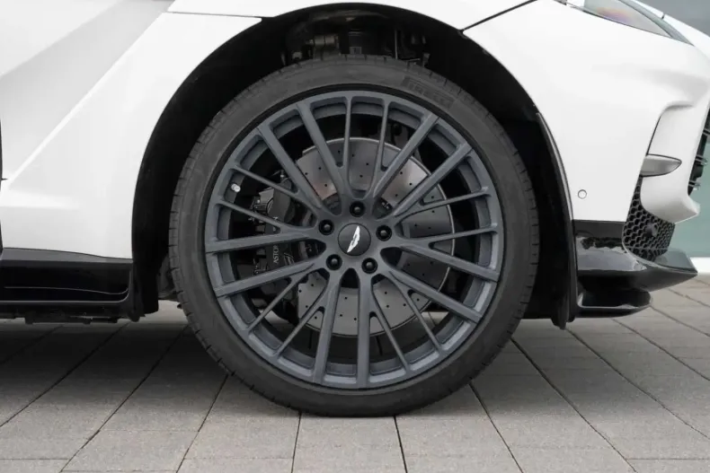 Aston Martin DBX din 2023 cu 23.990 km - oferta AST178438 - foto 14