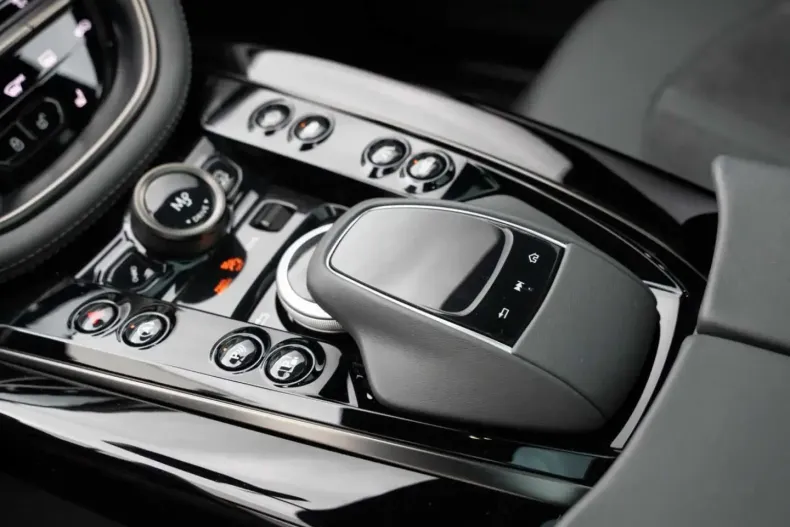 Aston Martin DBX din 2023 cu 23.990 km - oferta AST178438 - foto 30