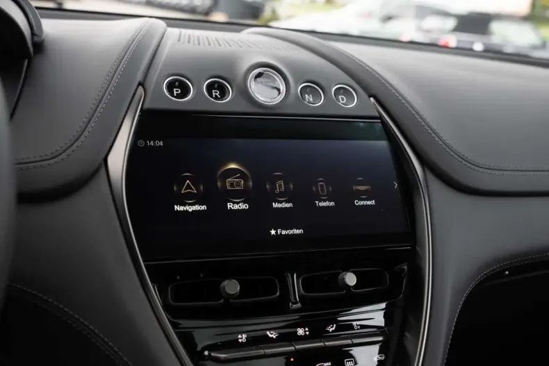 Aston Martin DBX din 2023 cu 23.990 km - oferta AST178438 - foto 33