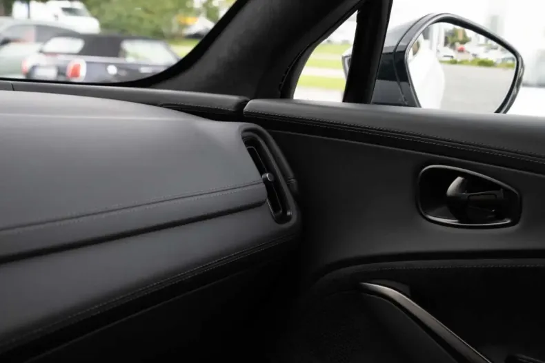 Aston Martin DBX din 2023 cu 23.990 km - oferta AST178438 - foto 35