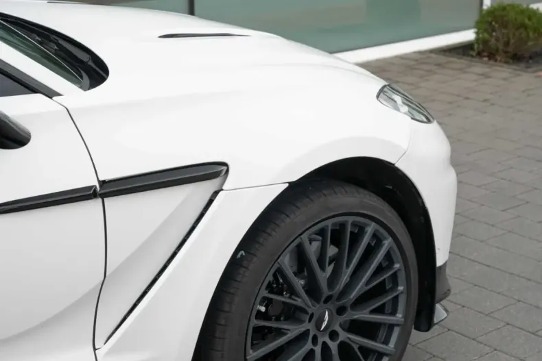 Aston Martin DBX din 2023 cu 23.990 km - oferta AST178438 - foto 38