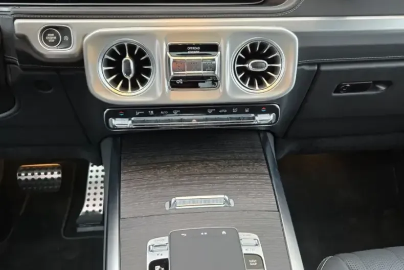 Mercedes-Benz G 63 AMG din 2024 cu 1.800 km - oferta MER178443 - foto 9