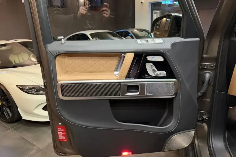 Mercedes-Benz G 63 AMG din 2025 cu 7.500 km - oferta MER178445 - foto 8