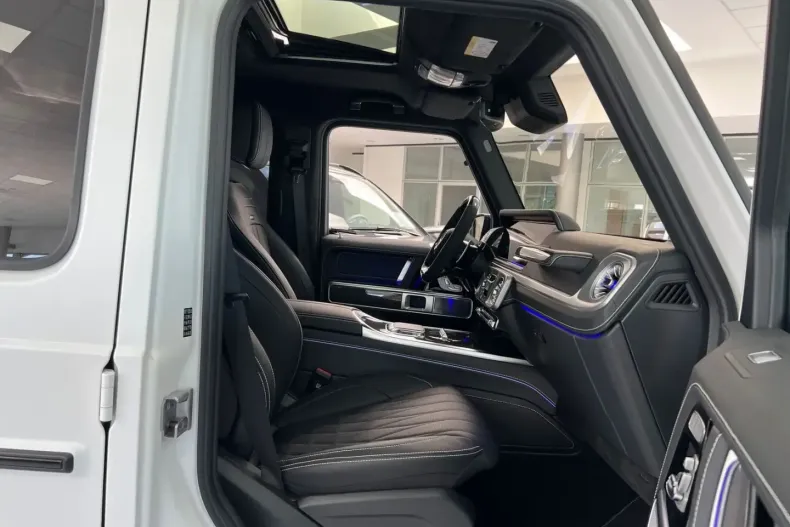 Mercedes-Benz G 63 AMG din 2024 cu 2.880 km - oferta MER178446 - foto 21