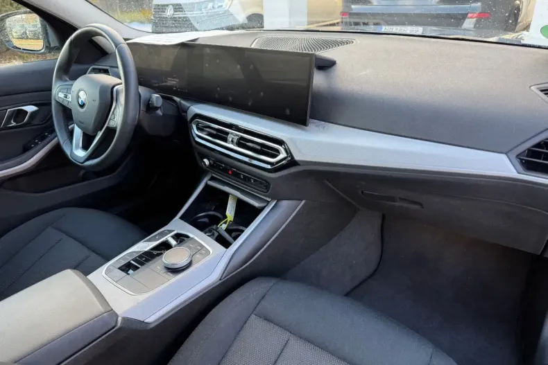 BMW 320 din 2023 cu 66.550 km - oferta BMW178452 - foto 8