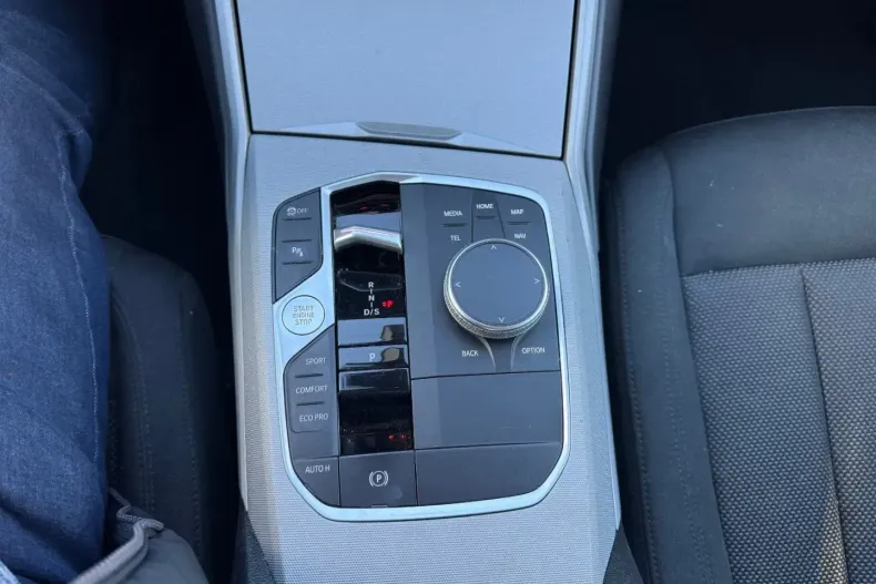 BMW 320 din 2023 cu 66.550 km - oferta BMW178452 - foto 11