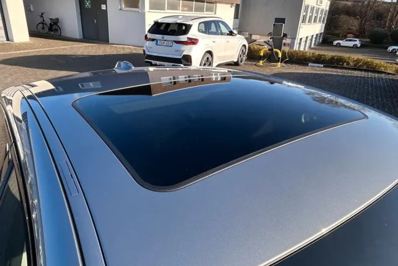 BMW 320 din 2023 cu 70.980 km - oferta BMW178453 - foto 11