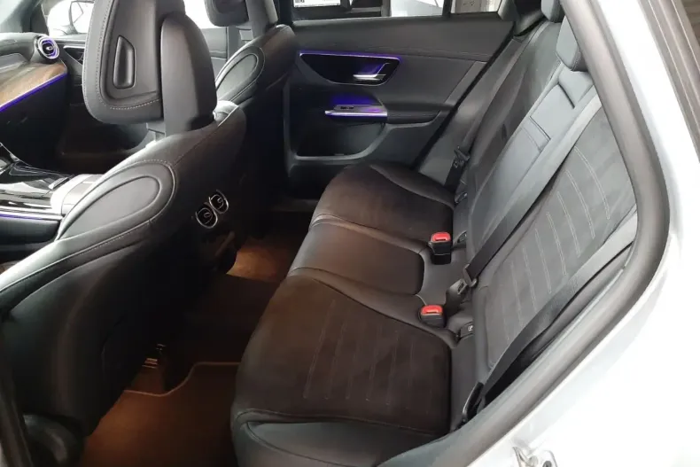 Mercedes-Benz GLC 300 din 2024 cu 27.187 km - oferta MER178454 - foto 9