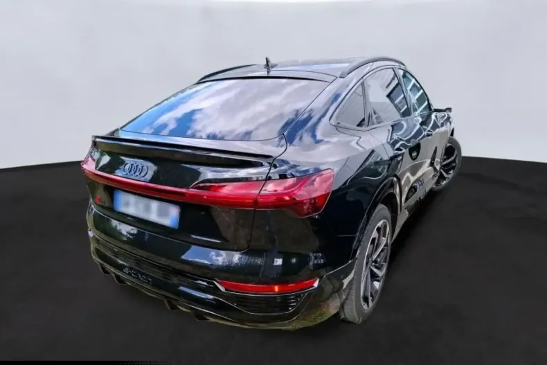 Audi Q8 din 2024 cu 17.893 km - oferta AUD178455 - foto 2