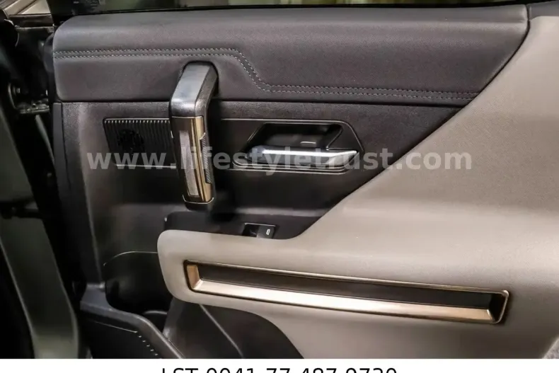 Hummer EV SUV din 2024 cu 45.800 km - oferta HUM178461 - foto 14