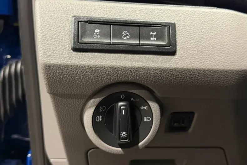 Volkswagen T6 Transporter din 2023 cu 44.400 km - oferta VOL178463 - foto 13