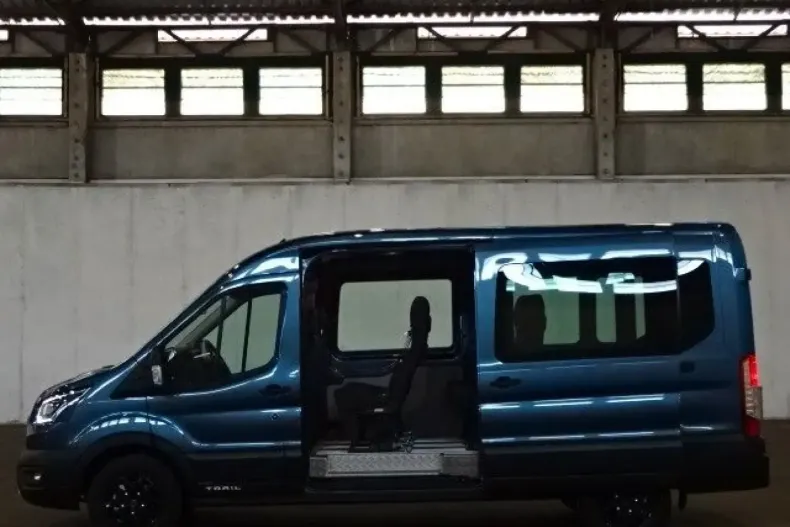 Ford Transit din 2021 cu 125.000 km - oferta FOR178464 - foto 3