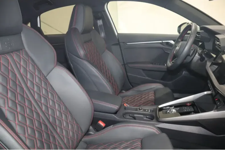 Audi S3 din 2024 cu 22.649 km - oferta AUD178465 - foto 7