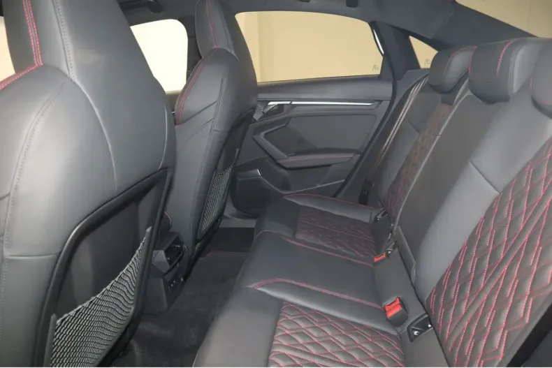 Audi S3 din 2024 cu 22.649 km - oferta AUD178465 - foto 12