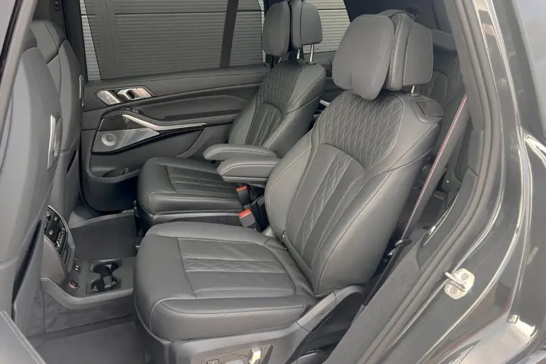 BMW X7 din 2024 cu 5.780 km - oferta BMW178471 - foto 3