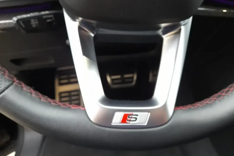 Audi SQ7 din 2023 cu 62.954 km - oferta AUD178474 - foto 17