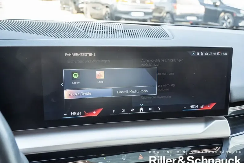 BMW 520 din 2024 cu 25.900 km - oferta BMW178477 - foto 12