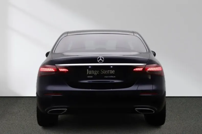 Mercedes-Benz E 300 din 2023 cu 101.694 km - oferta MER178479 - foto 6