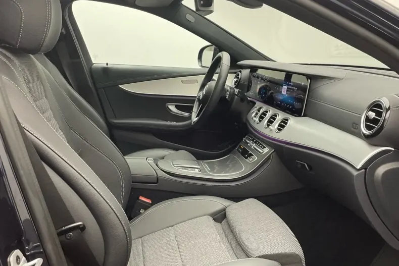 Mercedes-Benz E 300 din 2023 cu 101.694 km - oferta MER178479 - foto 13