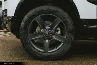 Land Rover Defender din 2023 cu 66.000 km - oferta LAN178482 - foto 6