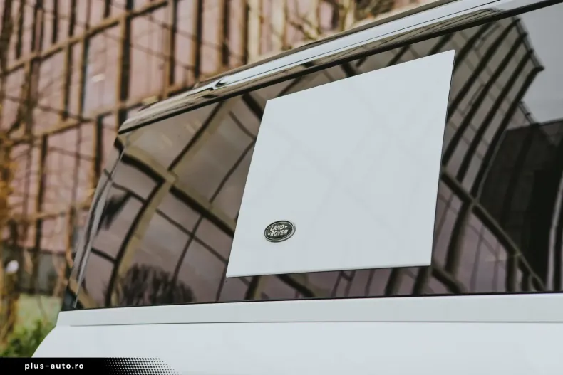 Land Rover Defender din 2023 cu 66.000 km - oferta LAN178482 - foto 9