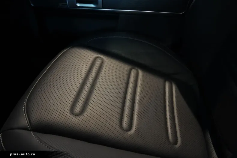 Mercedes-Benz G 450 (Clasa G) din 2024 cu 29.900 km - oferta MER178502 - foto 20