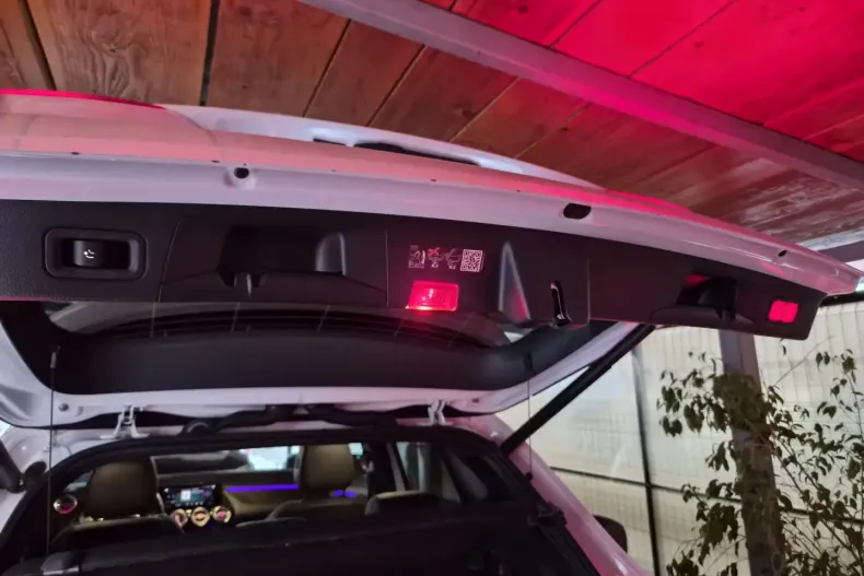 Mercedes-Benz GLA 250 din 2022 cu 53.000 km - oferta MER178503 - foto 8